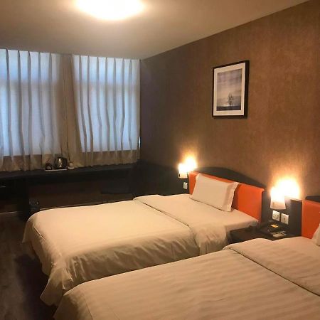 7Days Inn West Liaoyang Road Carrefour Qingdao Esterno foto