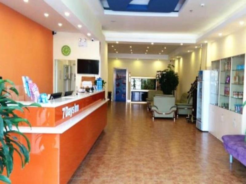 7Days Inn West Liaoyang Road Carrefour Qingdao Esterno foto